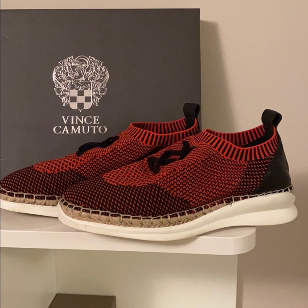 Vince Camuto Affina Sneaker